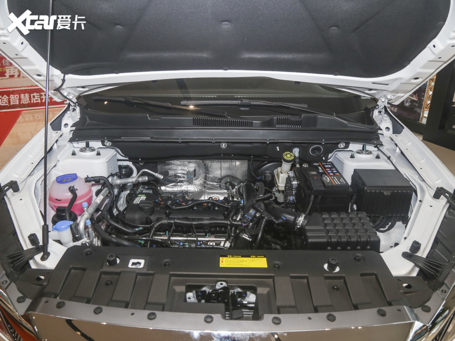 2022款 捷途X70S 1.5T 手动芳华版 7座