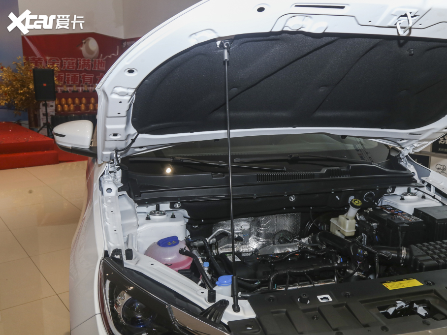 2022款 捷途X70S 1.5T 手动芳华版 7座