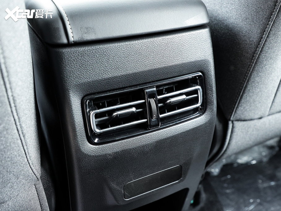 2022;X70S 1.5T DCT 7