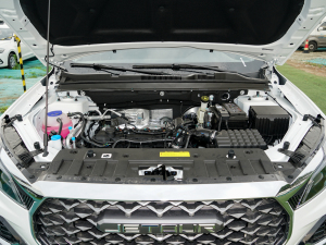 2022款1.5T 手动芳华版 5座 发动机