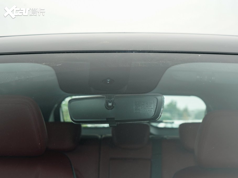 2023;X70 PLUS 2.0T DCT(qing)M(jn)AX 5