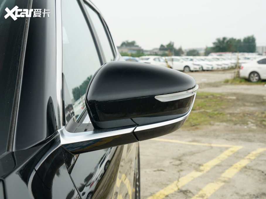 2023;X70 PLUS 2.0T DCT(qing)M(jn)AX 5