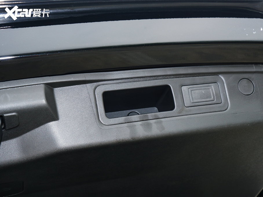 2023;X70 PLUS 2.0T DCTMAX 5