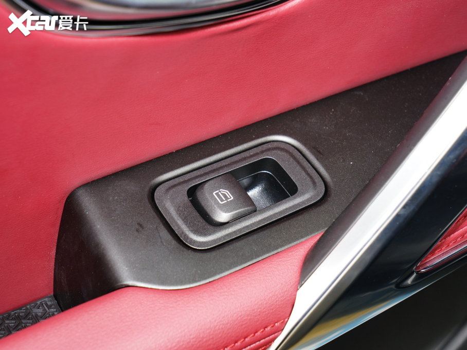 2023;X70 PLUS 2.0T DCTMAX 5