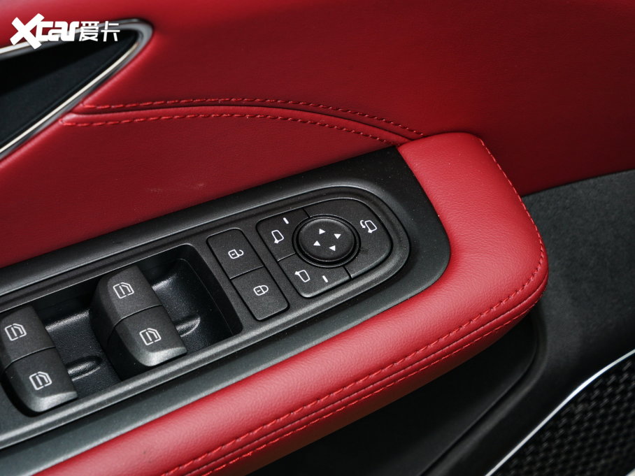 2023;X70 PLUS 2.0T DCT(qing)M(jn)AX 5