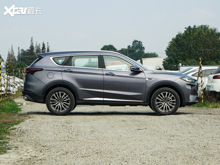 2023;X70 PLUS 1.6T DCT 7