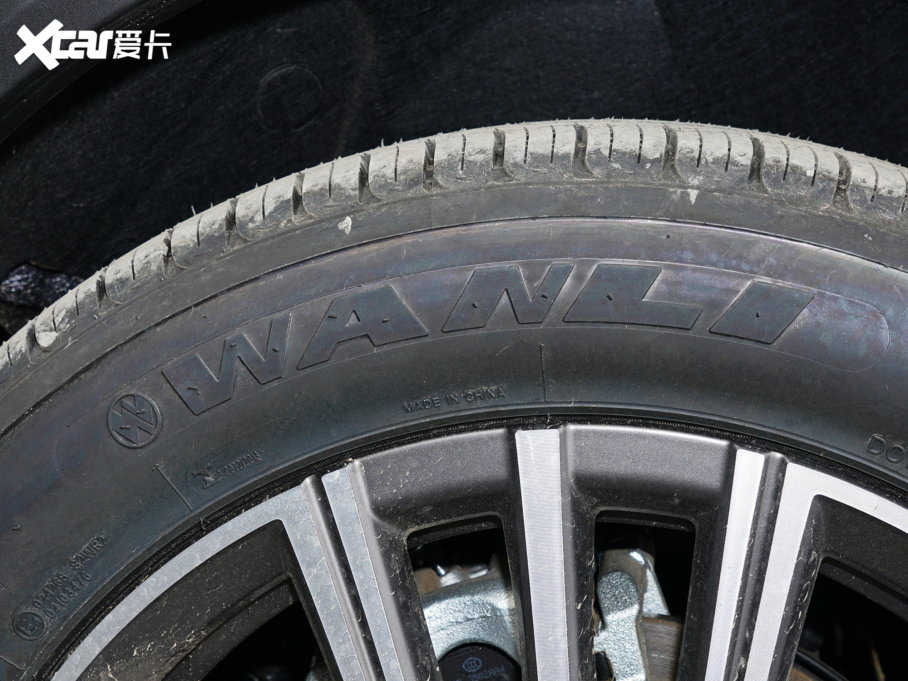 2023;X70 PLUS 1.6T DCT(qing) 7