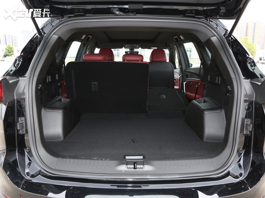 2023;X70 PLUS 1.6T DCT 5