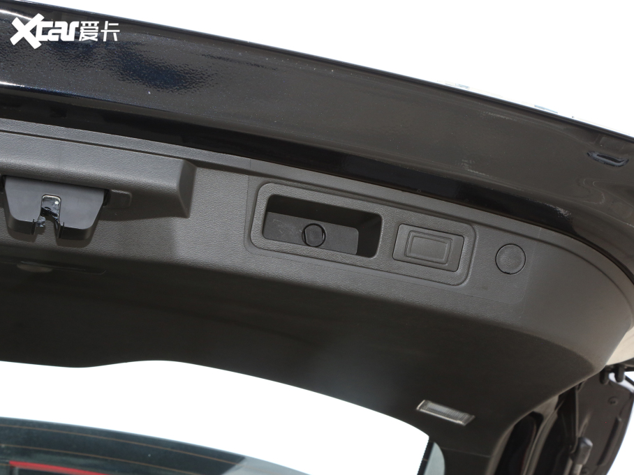 2023;X70 PLUS 1.6T DCT 5