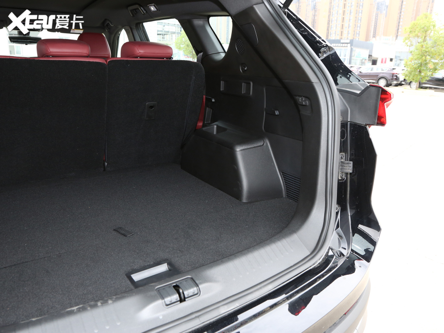 2023;X70 PLUS 1.6T DCT 5