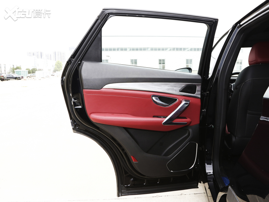 2023;X70 PLUS 1.6T DCT 5