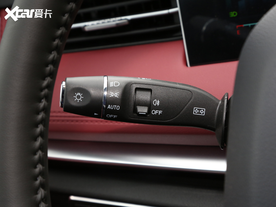 2023;X70 PLUS 1.6T DCT(qing) 5