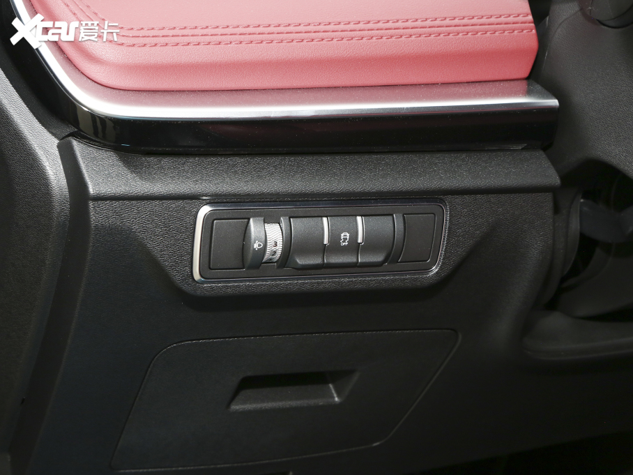 2023;X70 PLUS 1.6T DCT 5