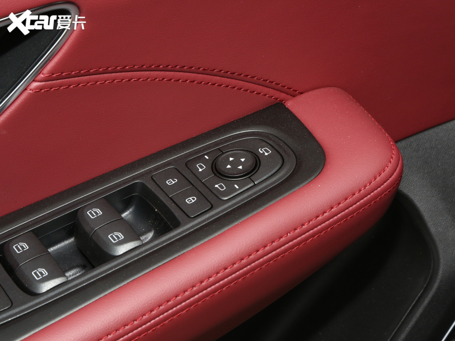 2023;X70 PLUS 1.6T DCT 5