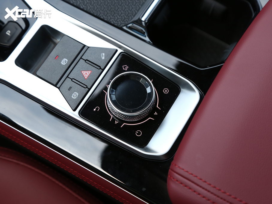 2023;X70 PLUS 1.6T DCTPRO 7