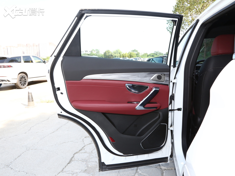 2023;X70 PLUS 1.6T DCTPRO 7