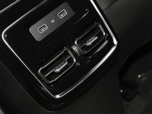 20232.0T DCT(qing)M(jn)AX 7 п؅^(q)