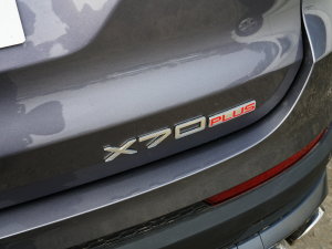 2023款1.6T DCT强者 7座 细节外观