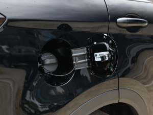 2023款1.6T DCT强者 5座 油箱盖