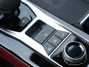 20231.6T DCT(qing)PRO 7 v܇(ch)Ƅ(dng)