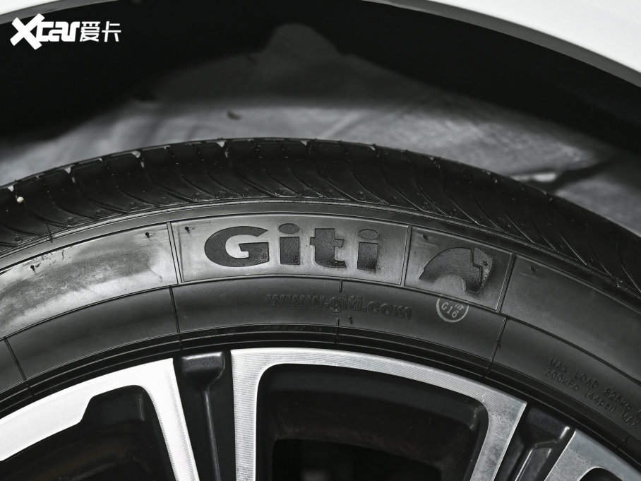 2023;X70 T 2.0T DCT 5