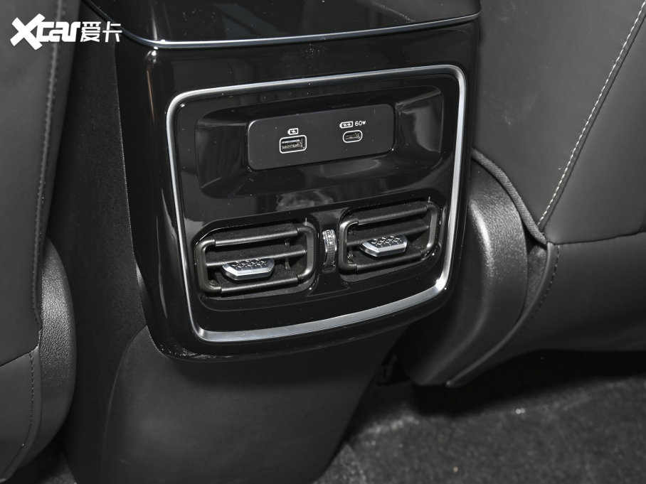 2023;X70 T 2.0T DCT 5