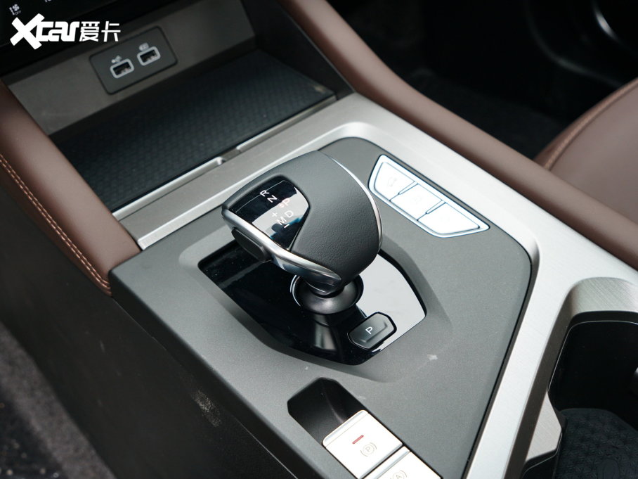 2023;X90 PLUS Ŀ 1.6TD DCTe 7