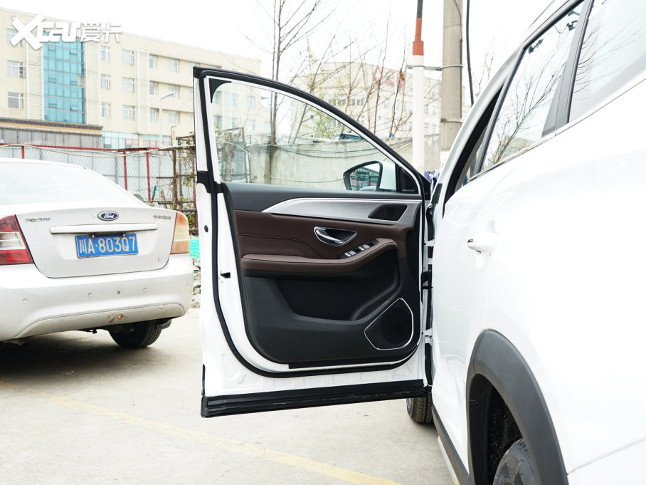 2023;X90 PLUS Ŀ 1.6TD DCTe 7