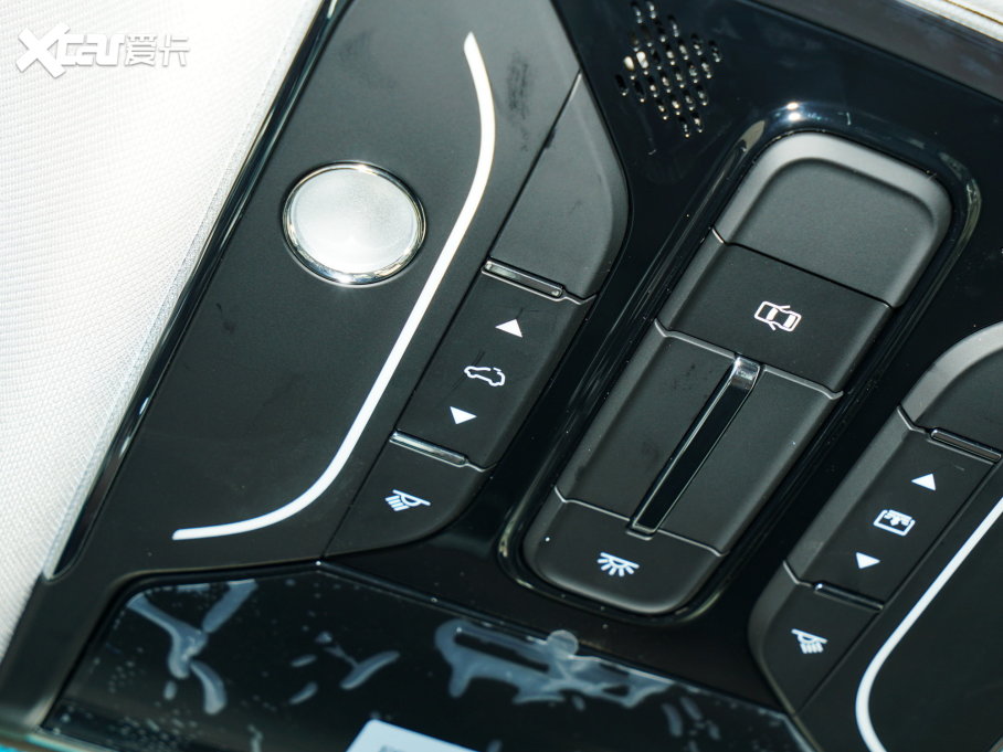 2023;X90 PLUS Ŀ 1.6TD DCTe 7