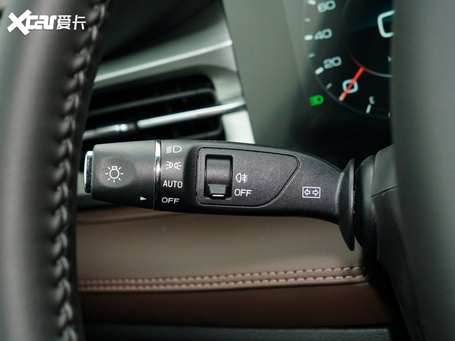 2023;X90 PLUS Ŀ 1.6TD DCTe 7