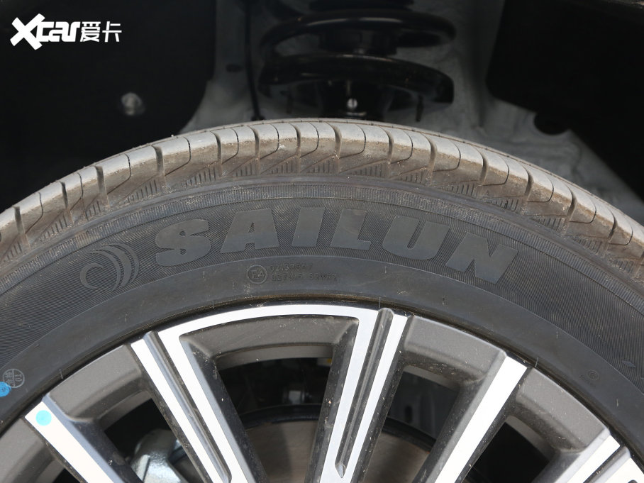 2023;X90 PLUS Ŀ 1.6TD DCTe 5