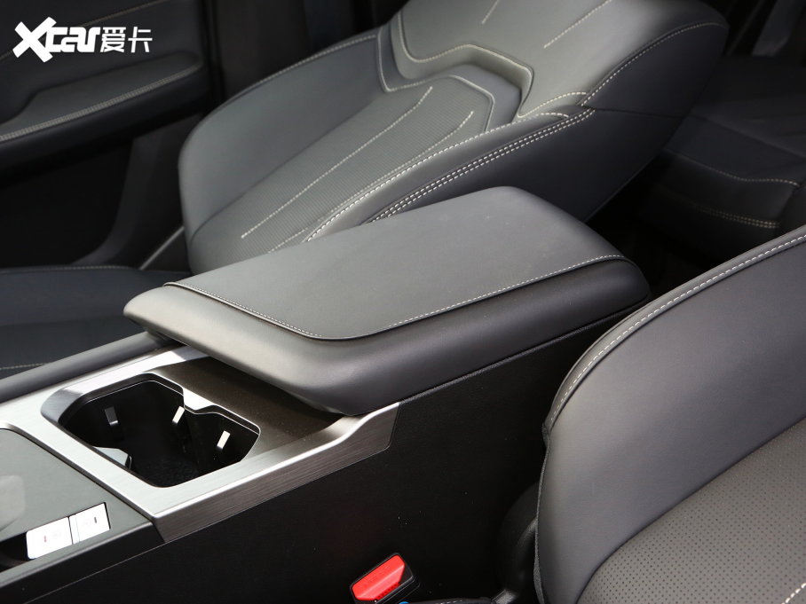 2023;X90 PLUS Ŀ 1.6TD DCTe 5