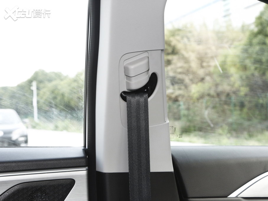 2023;X90 PLUS Ŀ 1.6TD DCTe 5