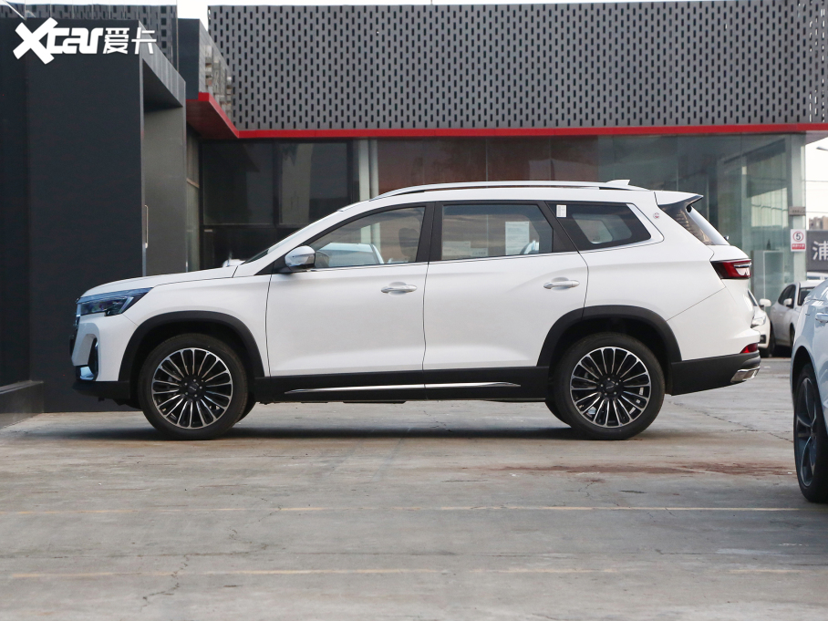 2023;X90 PLUS Ŀ 1.6TD DCTf@ 7