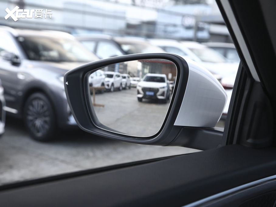 2023;X90 PLUS Ŀ 1.6TD DCTf@ 7