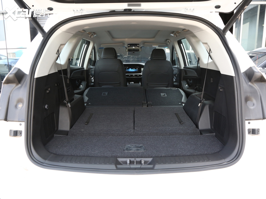 2023;X90 PLUS Ŀ 1.6TD DCTf@ 7