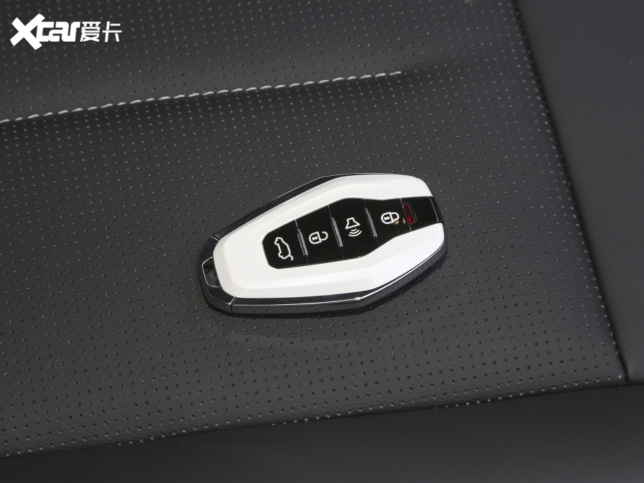 2023;X90 PLUS Ŀ 1.6TD DCTf@ 7