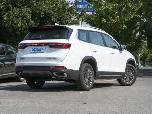 2023款1.5T 手动别院 右后45度