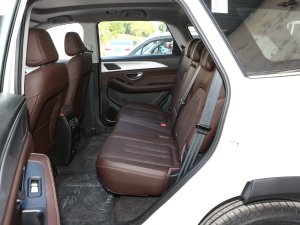 2023款1.5T 手动别院 后排空间