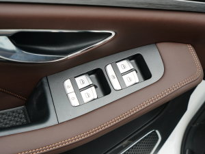 2023Ŀ 1.6TD DCTe 7 п؅^