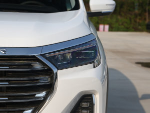 2023Ŀ 1.6TD DCTe 5 ^