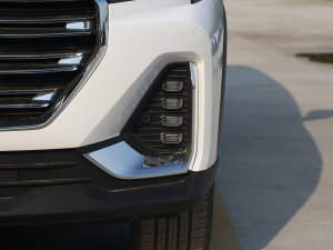 2023Ŀ 1.6TD DCTe 5 ^