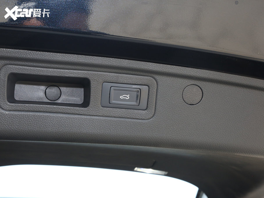 2023;X90  2.0T DCTٰ 5