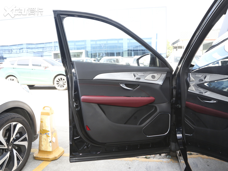 2023;X70 PRO 1.5T DCT 5