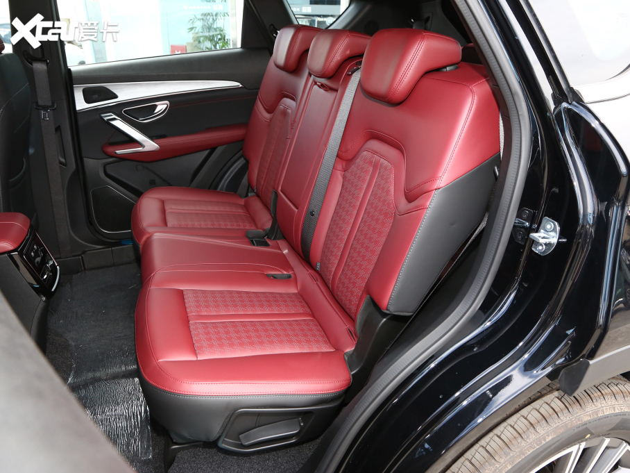 2023;X70 PRO 1.5T DCT 7