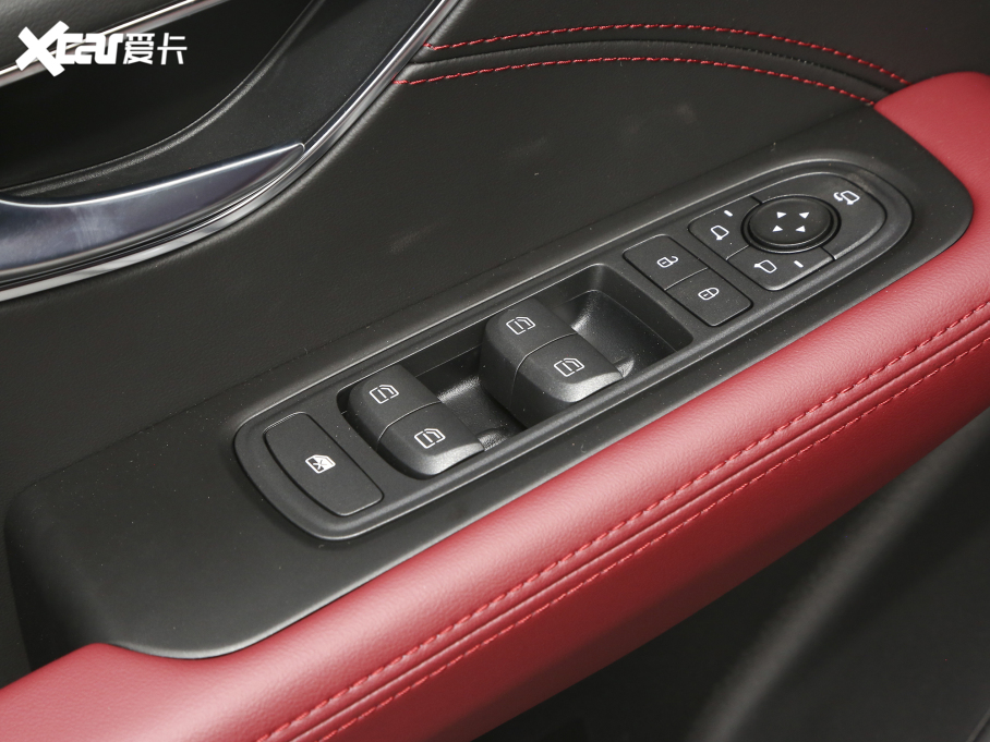 2023;X70 PRO 1.5T DCT 7