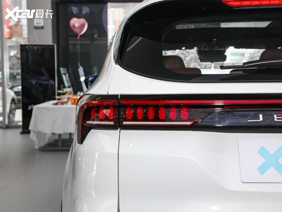 2023;X70 PRO 1.6T DCTPRO+ 5