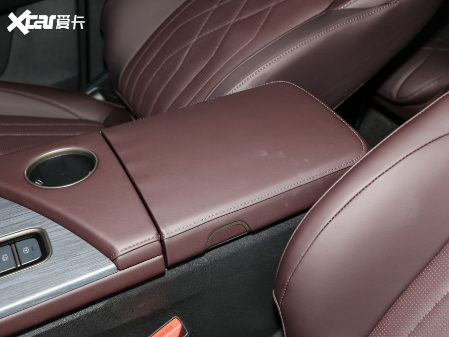 2024;X90 PRO 2.0T DCT 5 