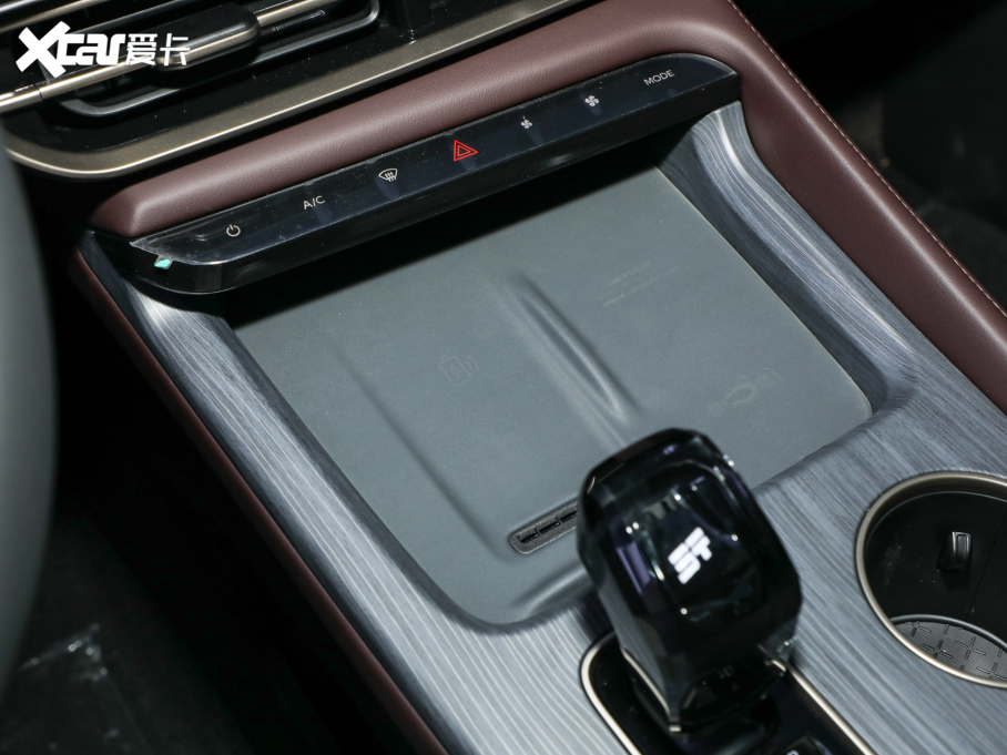 2024;X90 PRO 2.0T DCT 5 