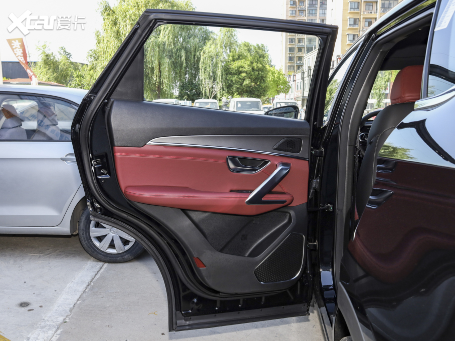 2024;X70 PLUS ܊ 1.6T DCT܊ULTRA 5